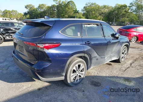 2022 Toyota Highlander Xle из США, поврежденный, VIN 5TDGZRAH9NS541050